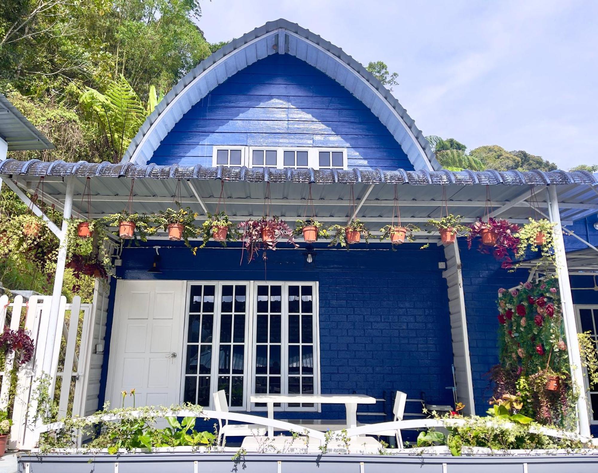 Blue Cabins By Pfordten Cottage Cameron Highlands Esterno foto